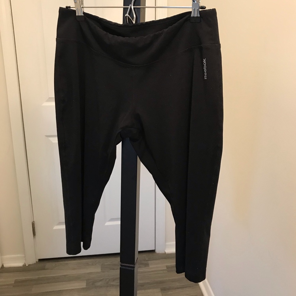 Black leggings - Capri length - Picture 8 of 13